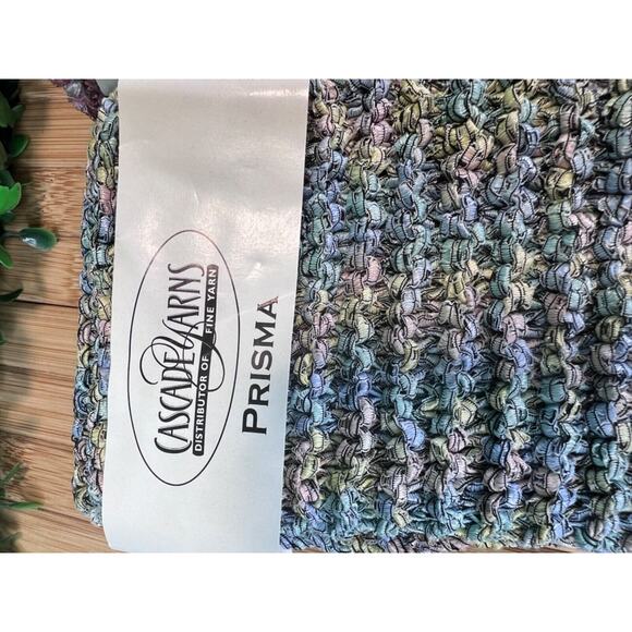 New Bundle of 5 New Yarn For Knitting Great Craft Or Gift - Picture 3 of 7